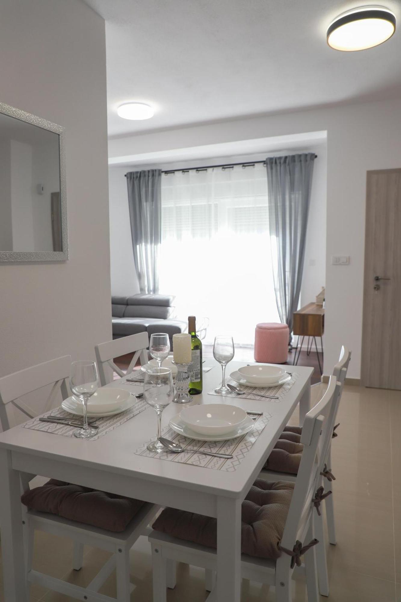 Holiday Apartments Ivano & Leo - Private Parking Zadar Exteriér fotografie