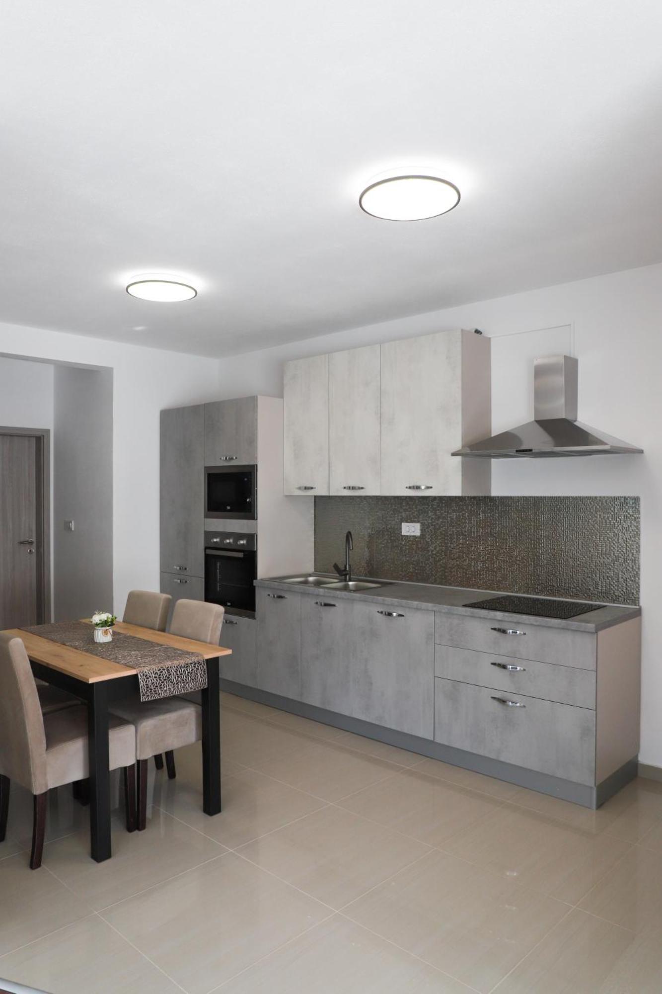Holiday Apartments Ivano & Leo - Private Parking Zadar Exteriér fotografie