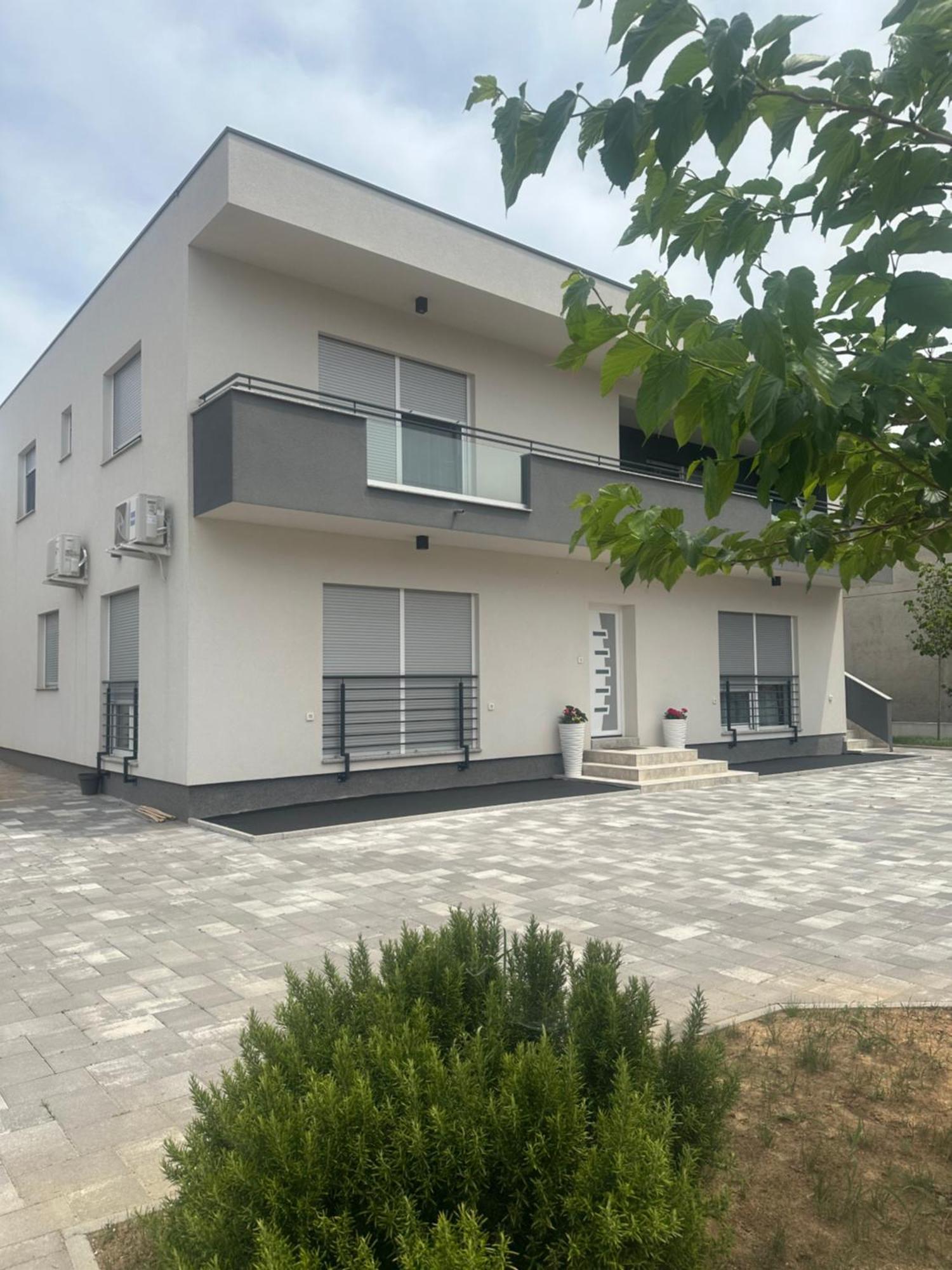 Holiday Apartments Ivano & Leo - Private Parking Zadar Exteriér fotografie